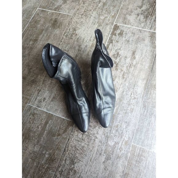 IMPO Ankle Stretch Heeled Booties - Picture 2 of 5